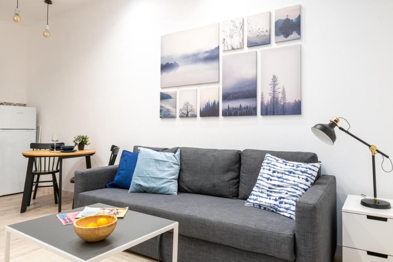 Cozy Studio Apartment 5 Min From Camp Nou Barcelona Exterior photo