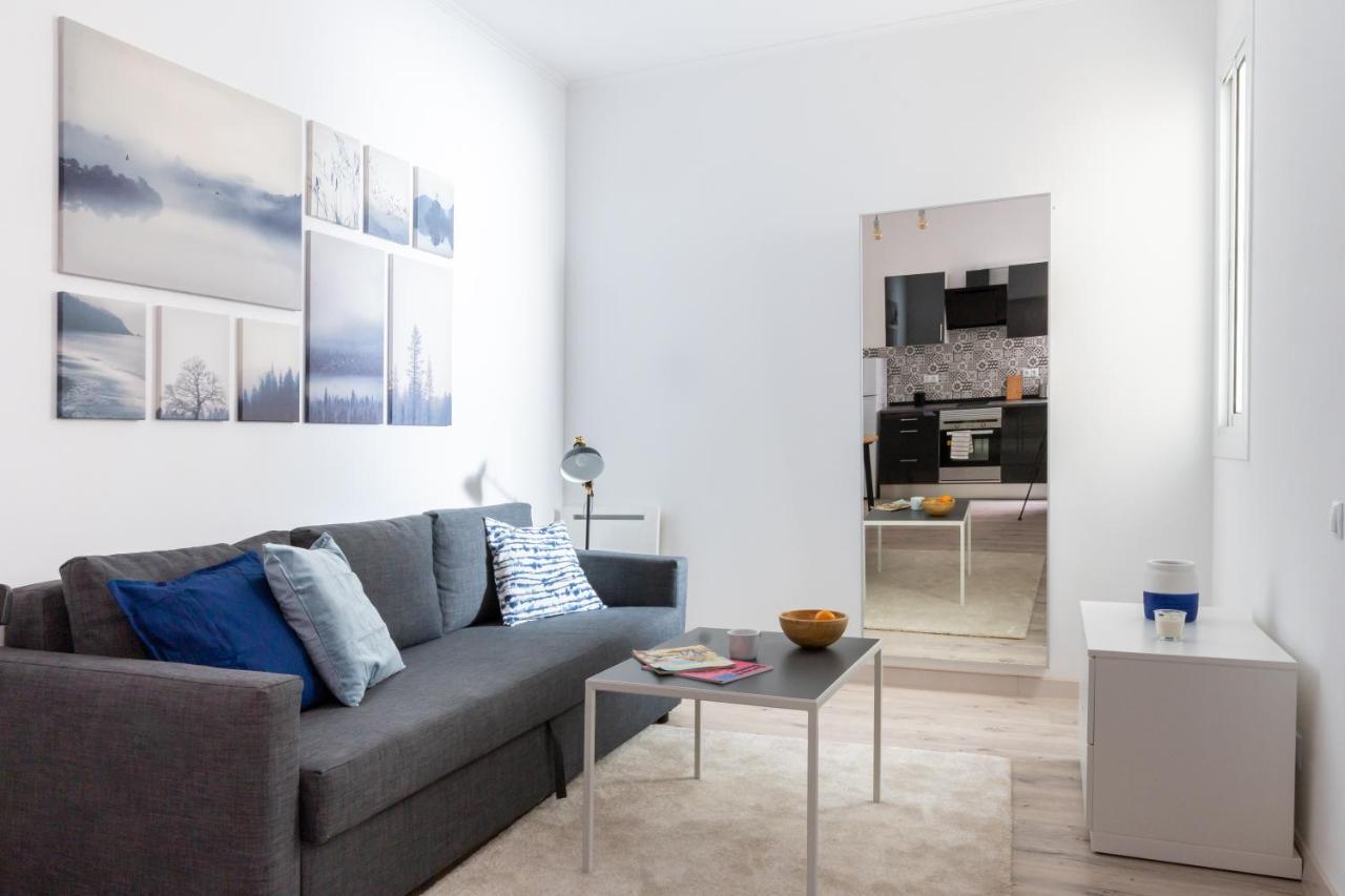 Cozy Studio Apartment 5 Min From Camp Nou Barcelona Exterior photo