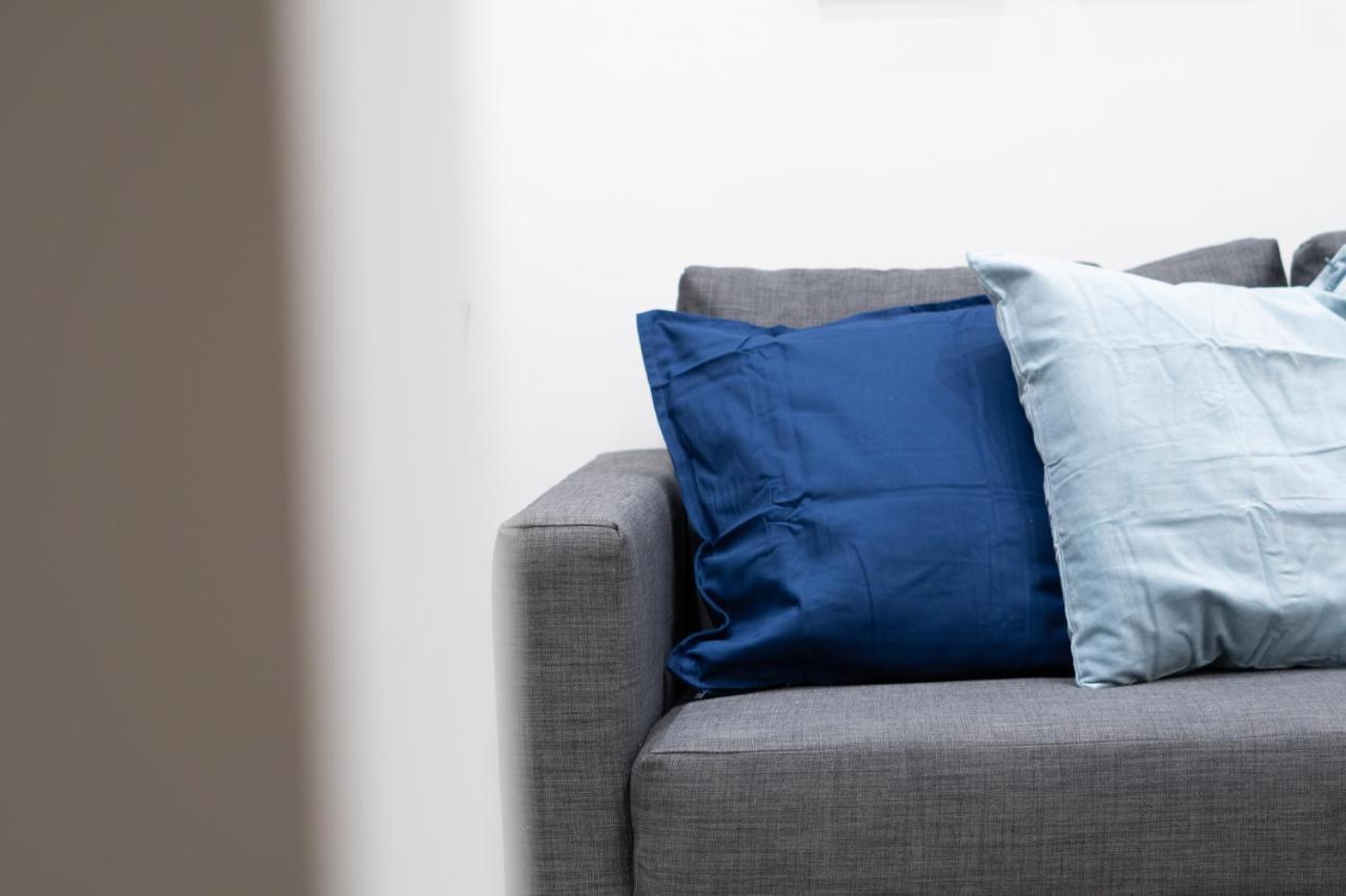 Cozy Studio Apartment 5 Min From Camp Nou Barcelona Exterior photo